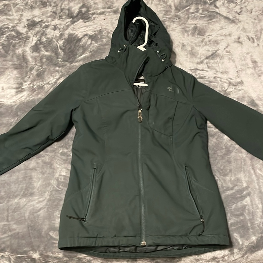 (Used-Good Condition) Size Small Women’s Hunter Green The North Face Coat